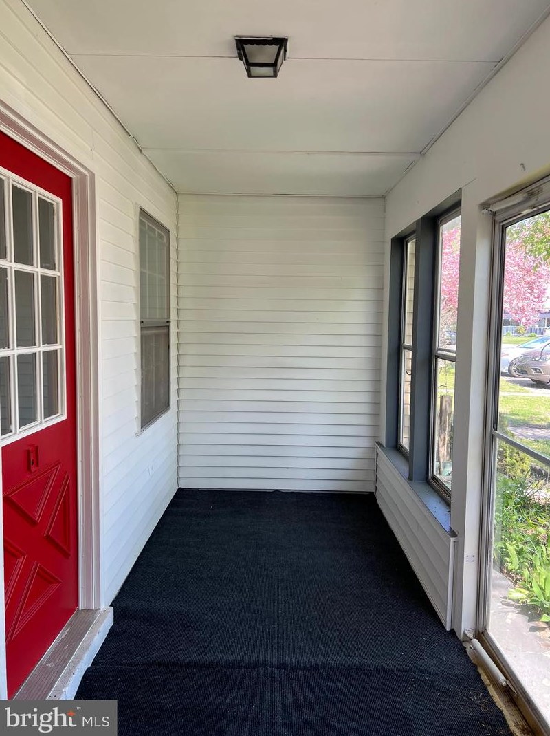 129 Huntington Dr, Southampton, NJ 08088-1255