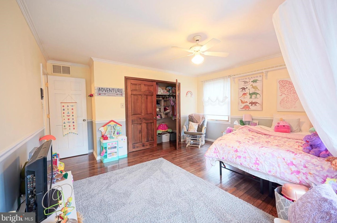 607 Union Mill Rd, Mount Laurel NJ  08054-9515 exterior