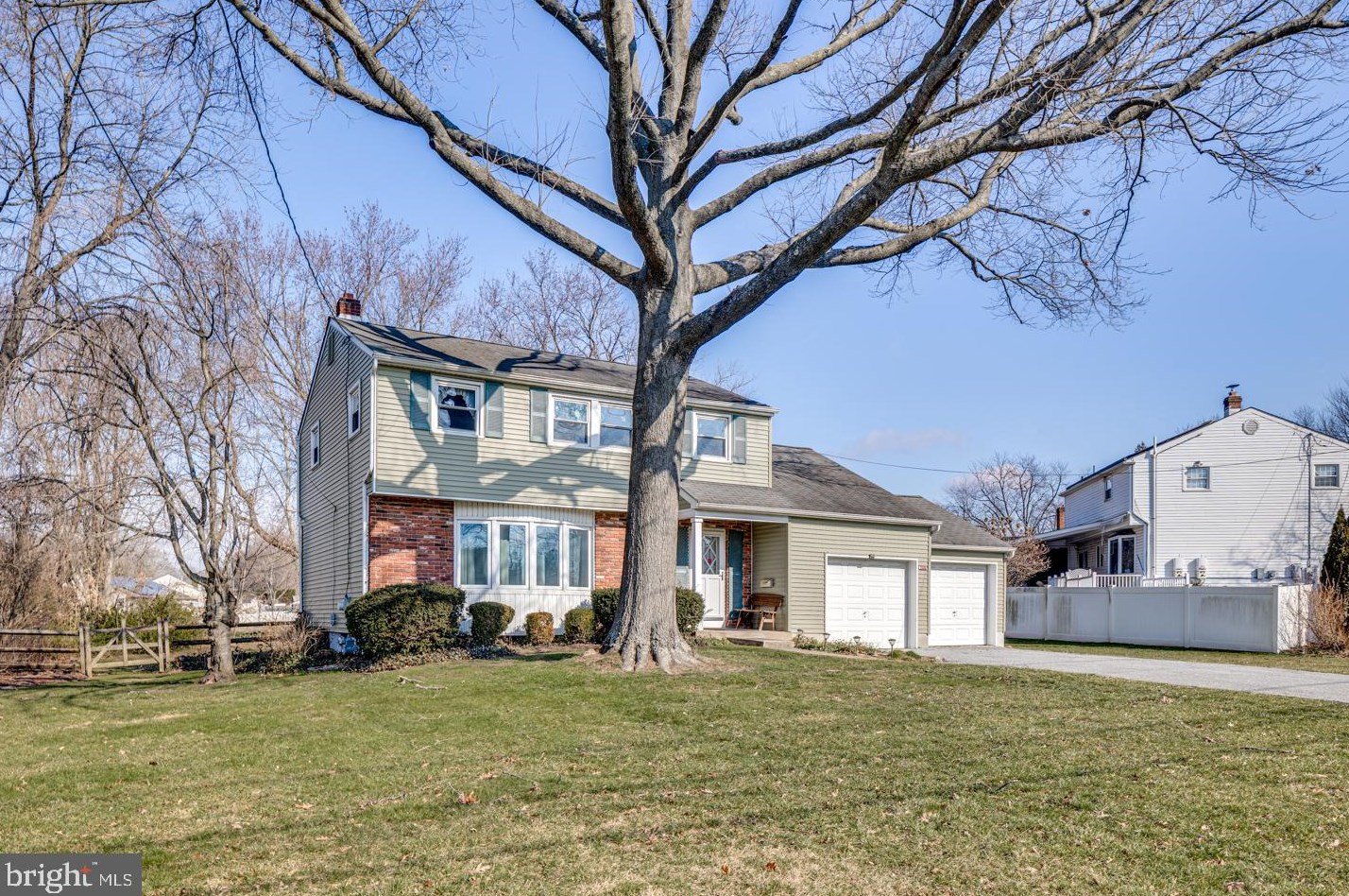 2508 Church Rd, Riverton, NJ 08077-3141