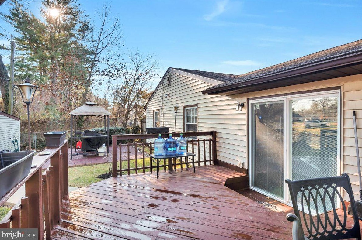 15 Goodwin Ln, Willingboro NJ  08046-3221 exterior