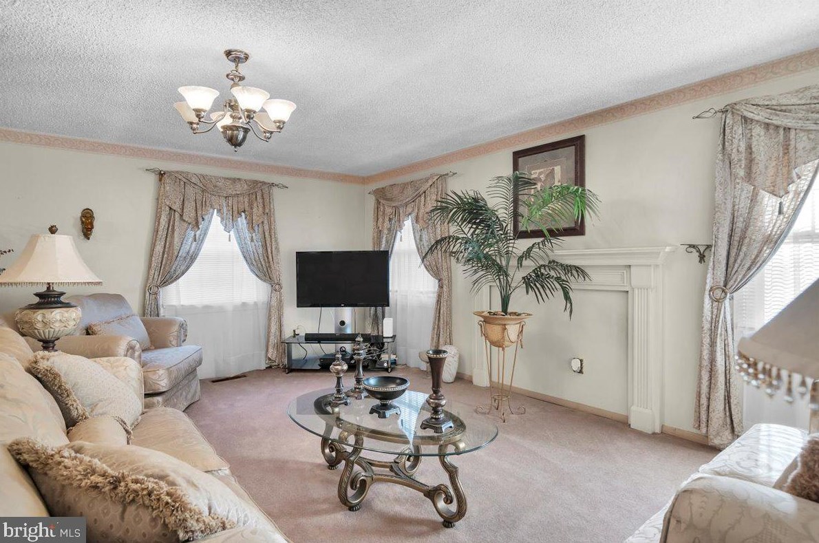 15 Goodwin Ln, Willingboro NJ  08046-3221 exterior