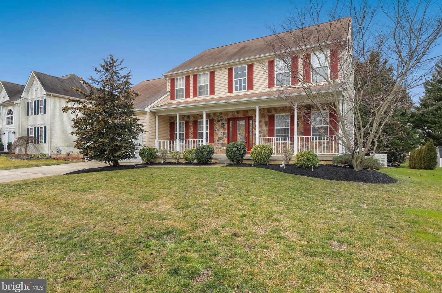 70 Creekwood Dr, Chesterfield, NJ 08505-4822