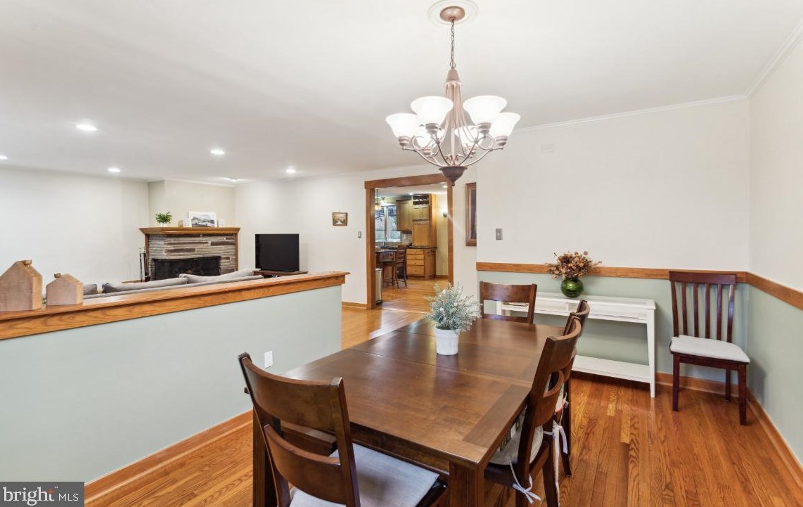 602 Camden Ave, Moorestown NJ  08057-2242 exterior