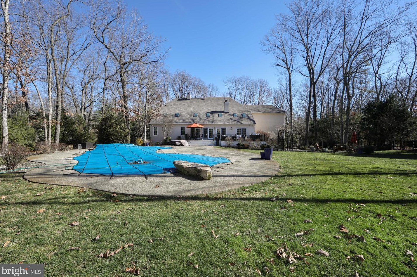 5 Pepperbush Ct, Medford NJ  08055-3818 exterior