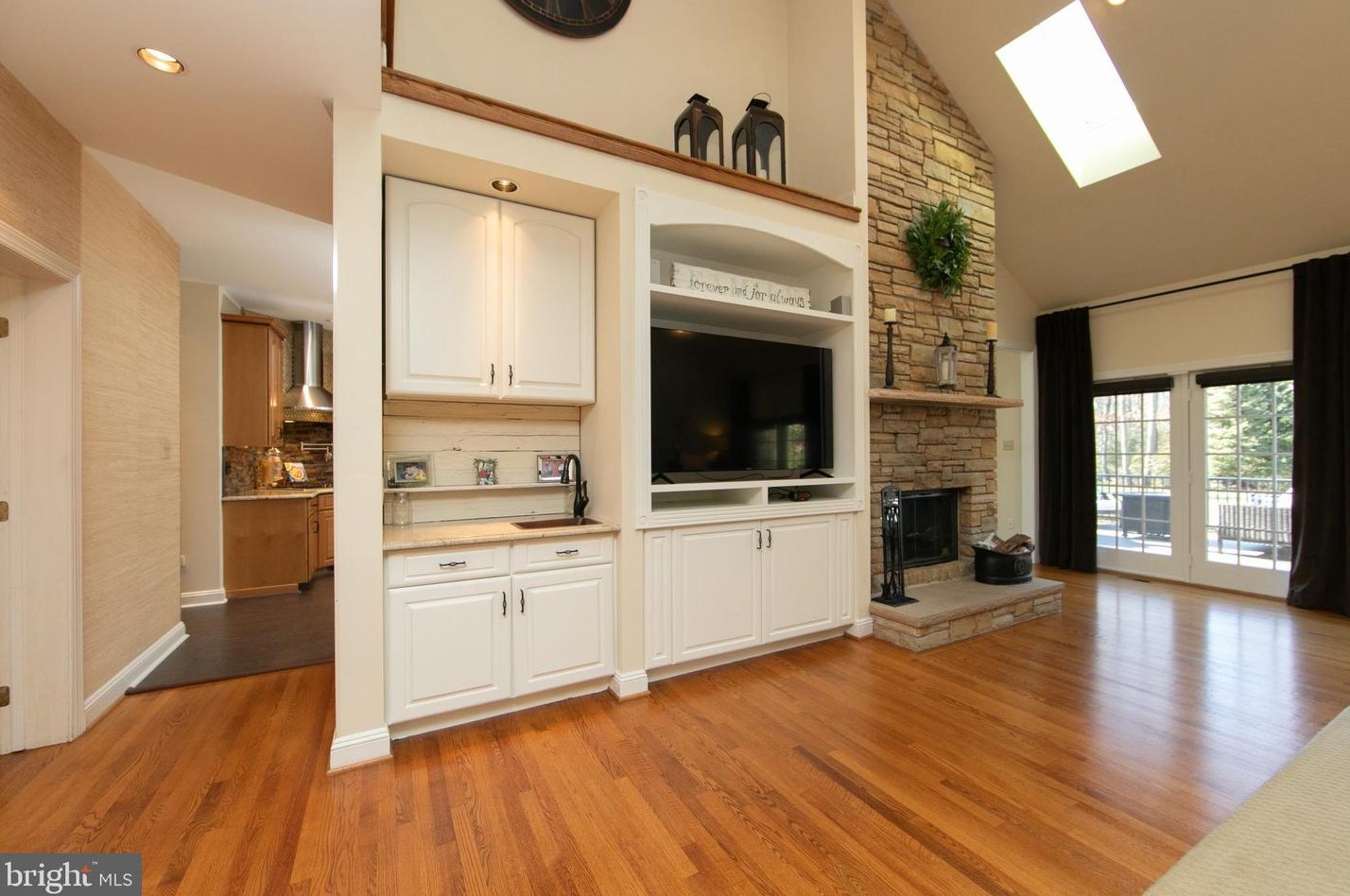 5 Pepperbush Ct, Medford NJ  08055-3818 exterior