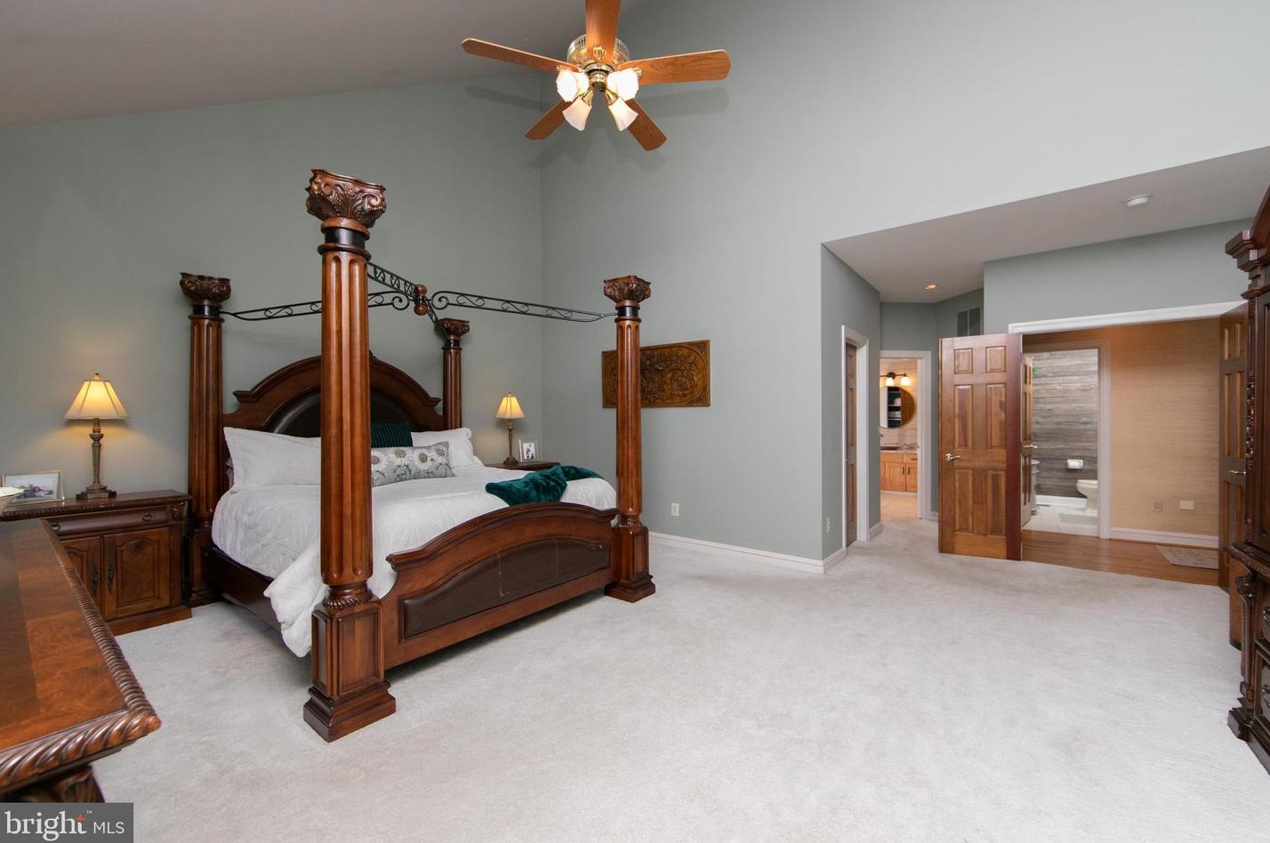 5 Pepperbush Ct, Medford NJ  08055-3818 exterior