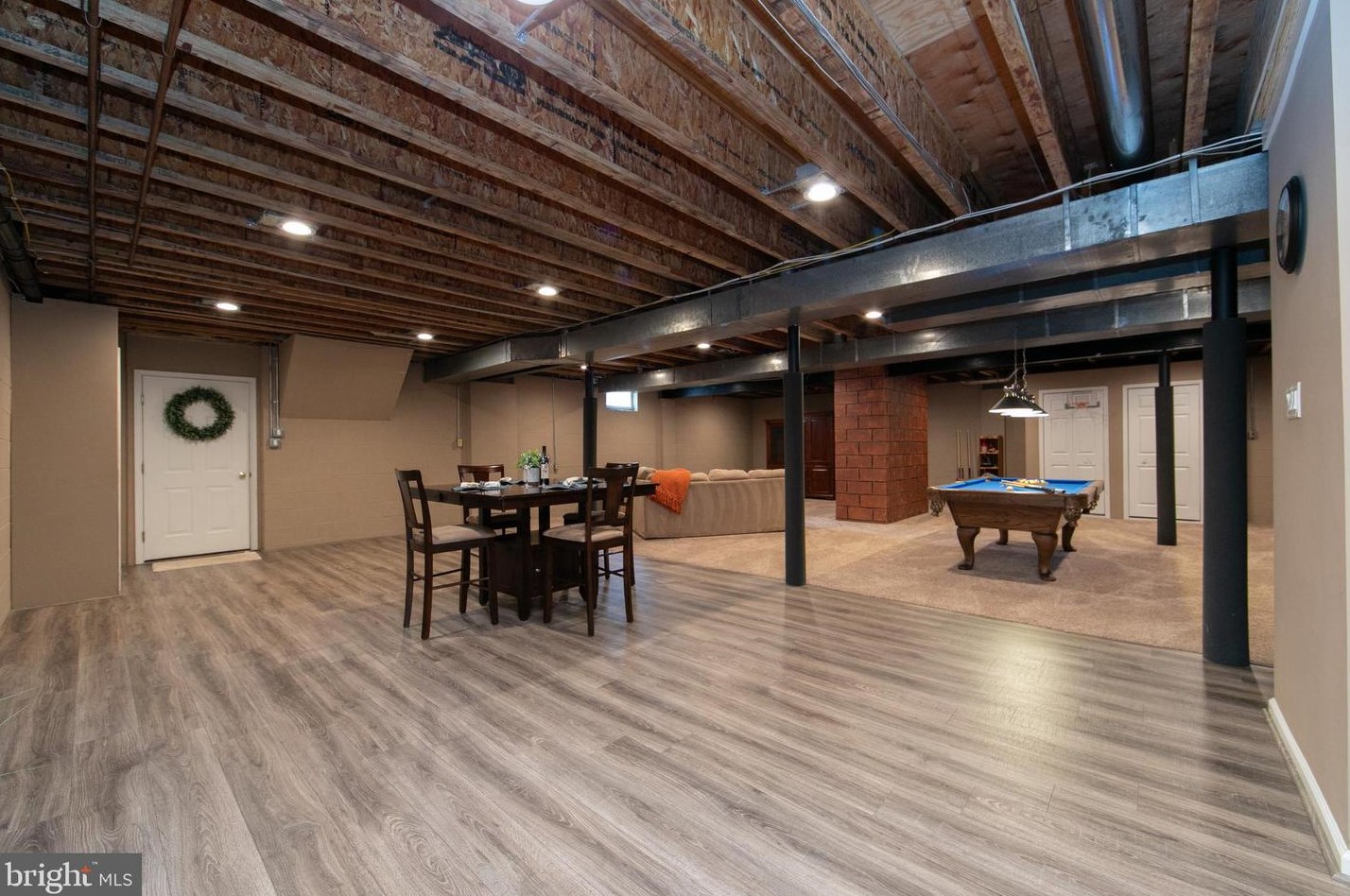 5 Pepperbush Ct, Medford NJ  08055-3818 exterior