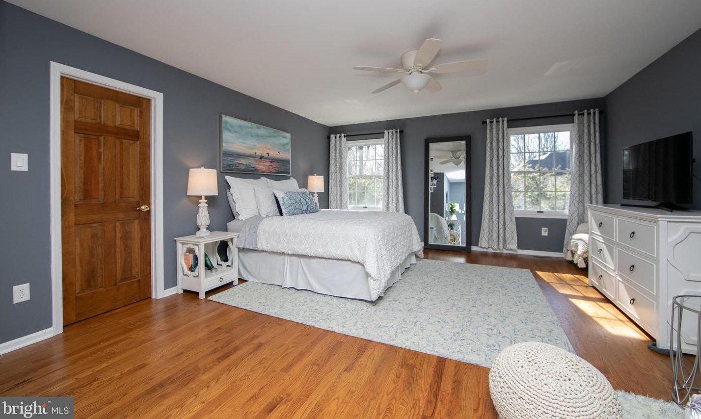 5 Pepperbush Ct, Medford NJ  08055-3818 exterior