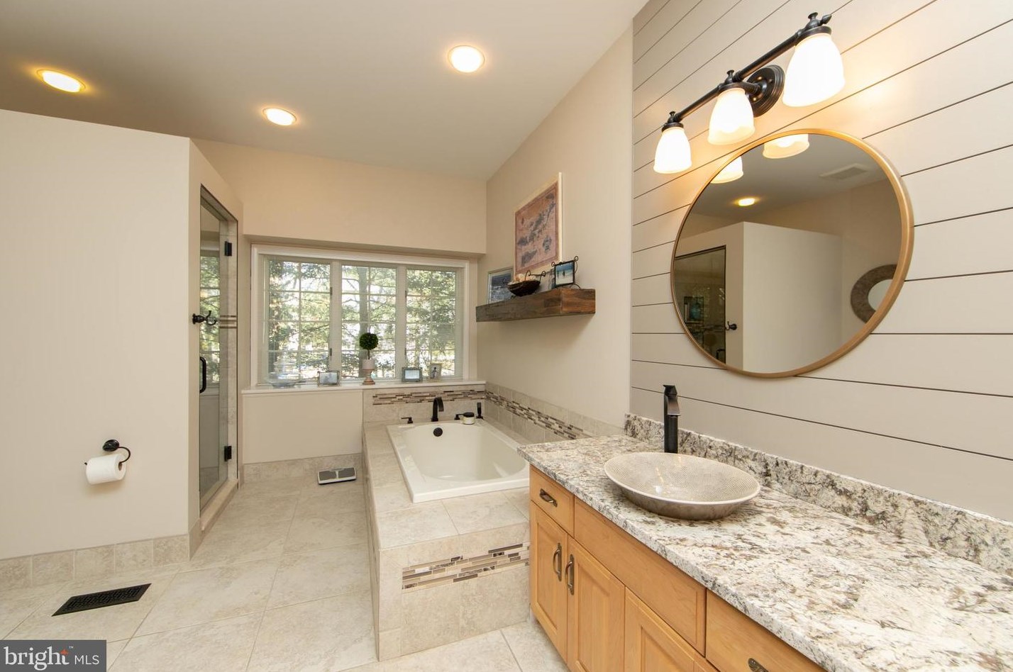 5 Pepperbush Ct, Medford NJ  08055-3818 exterior