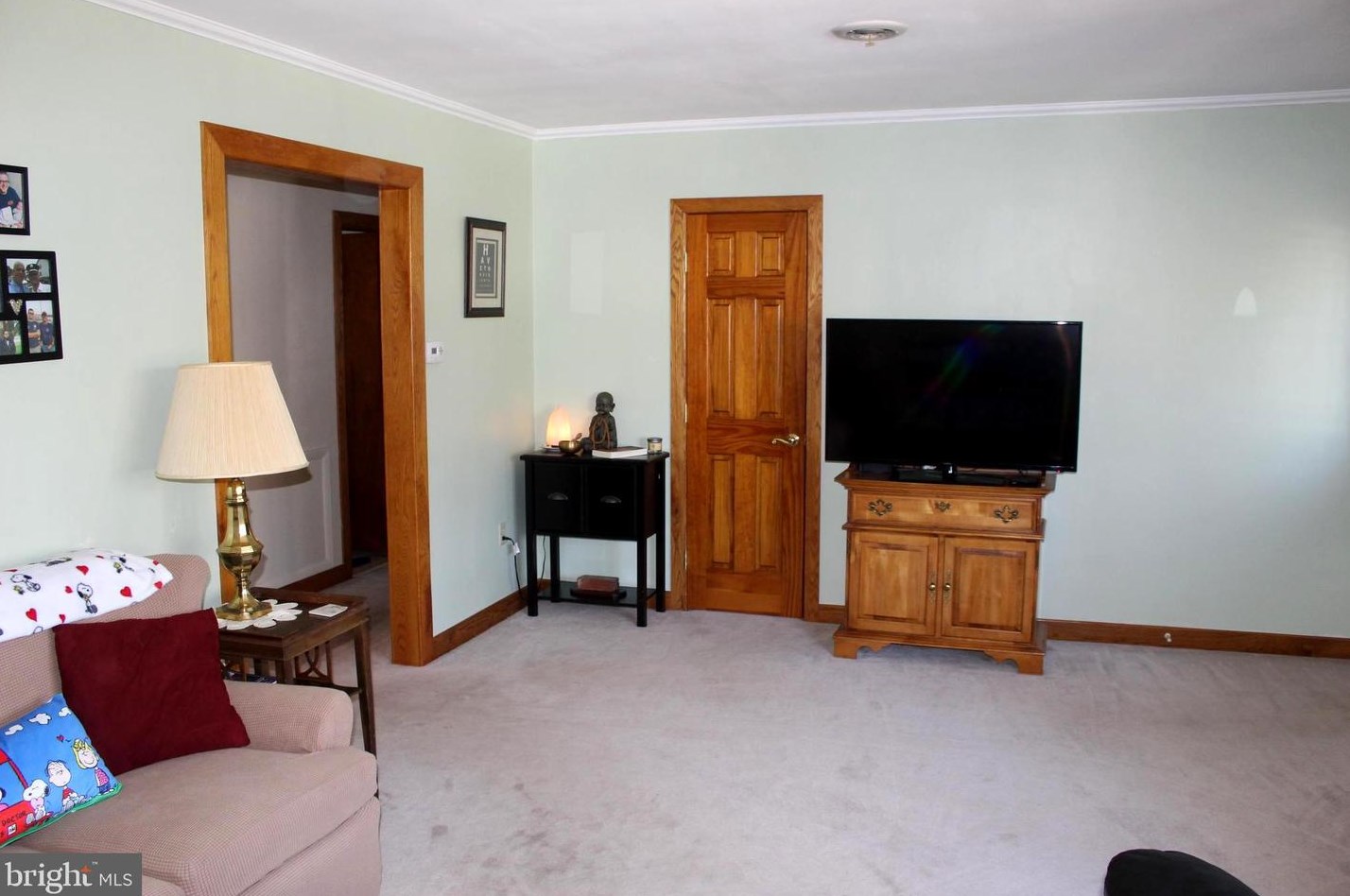 47 E Raymond Ave, Medford, NJ 08055