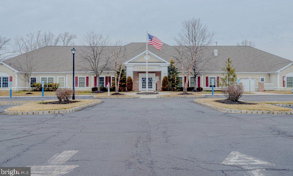 1608 Staghorn Dr, Mount Laurel NJ 08054-6953 exterior