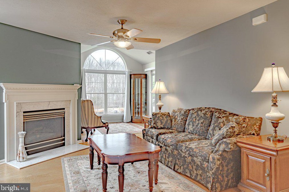 1608 Staghorn Dr, Mount Laurel NJ 08054-6953 exterior