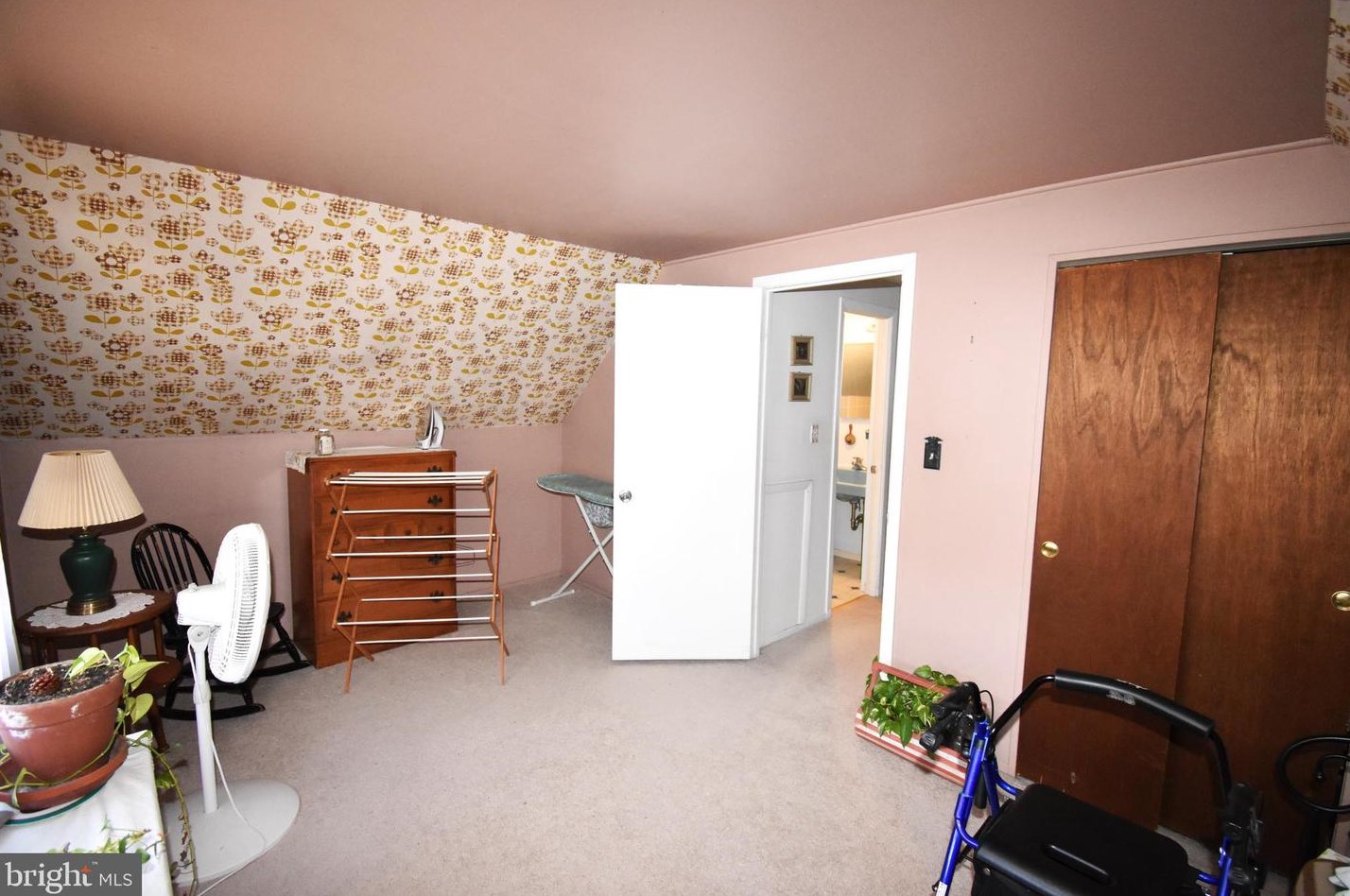 11 Stirrup Ln, Willingboro NJ  08046-1420 exterior