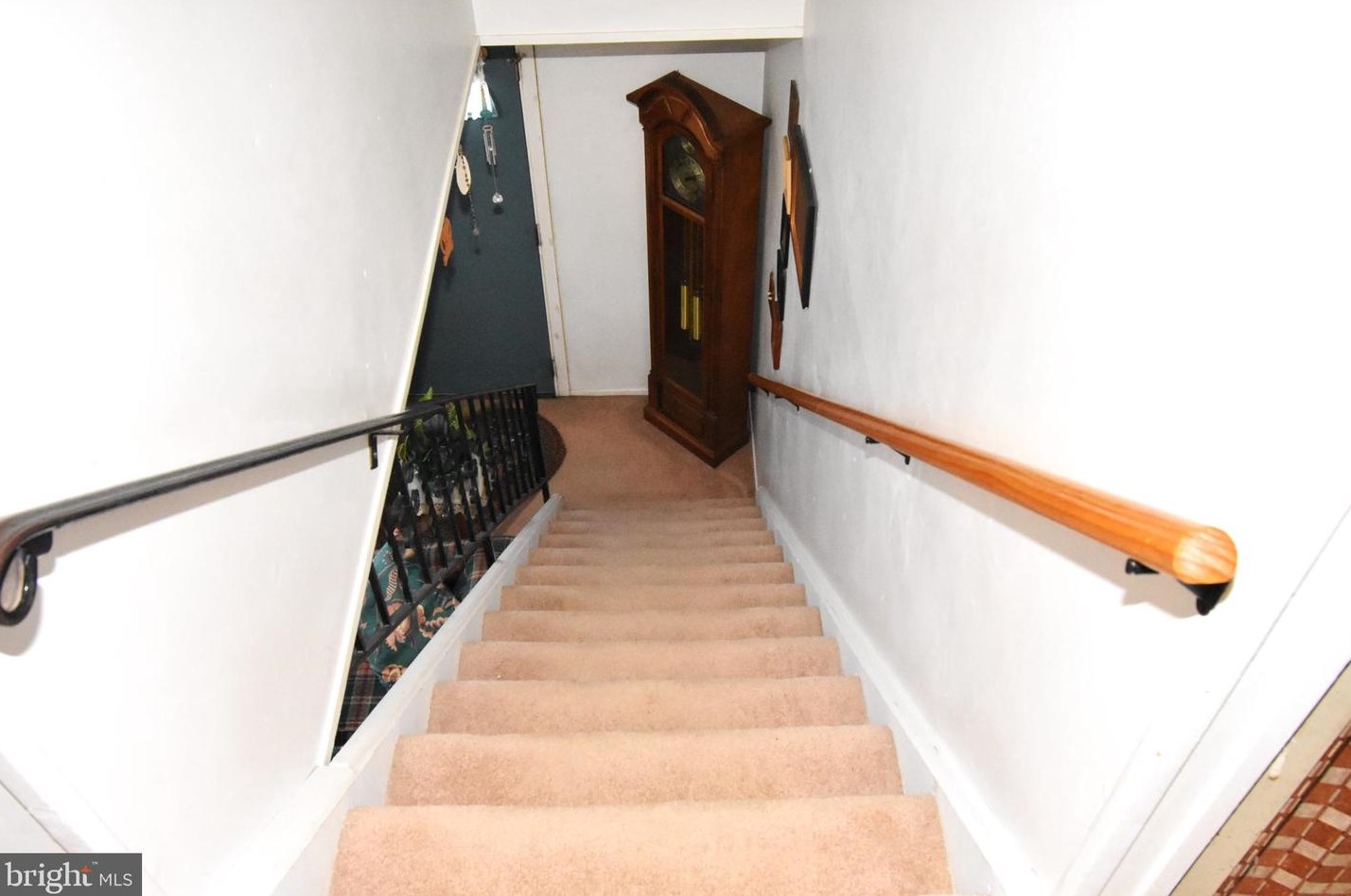 11 Stirrup Ln, Willingboro NJ  08046-1420 exterior