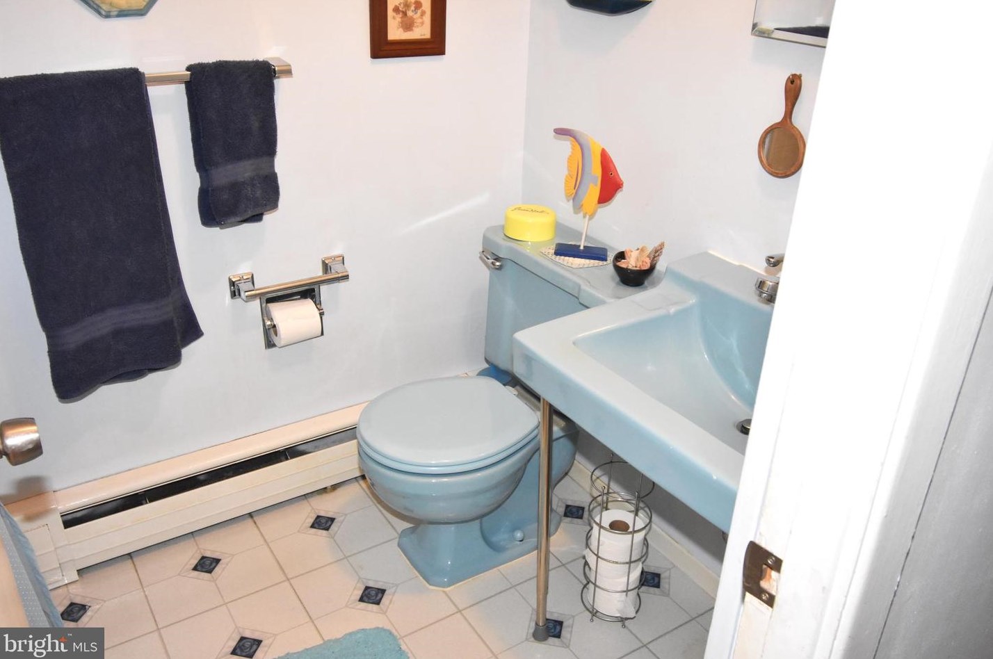 11 Stirrup Ln, Willingboro NJ  08046-1420 exterior