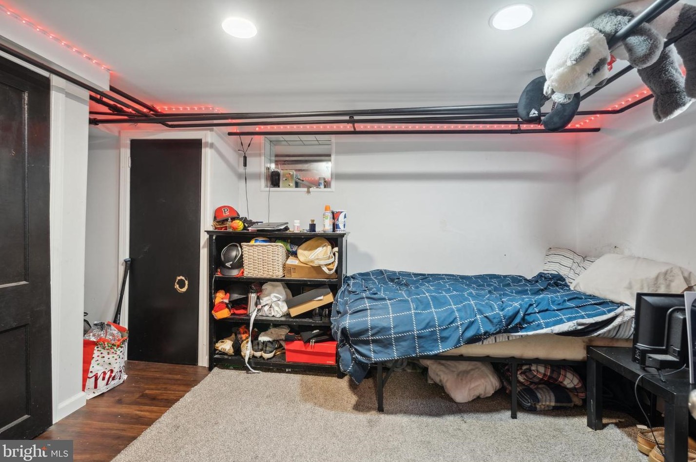 606 Linden Ave, Riverton NJ  08077-1451 exterior