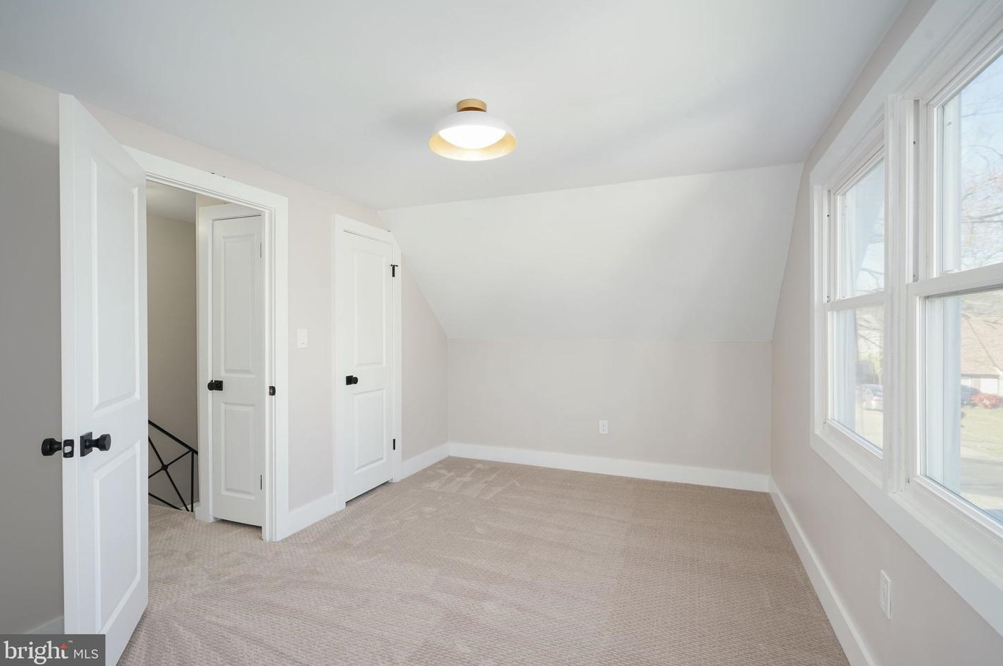 6 Hornblende Ln, Willingboro NJ  08046-1730 exterior