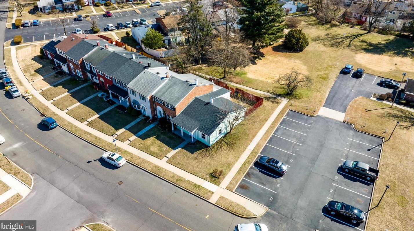 57 Rittenhouse Dr, Willingboro NJ  08046-2548 exterior