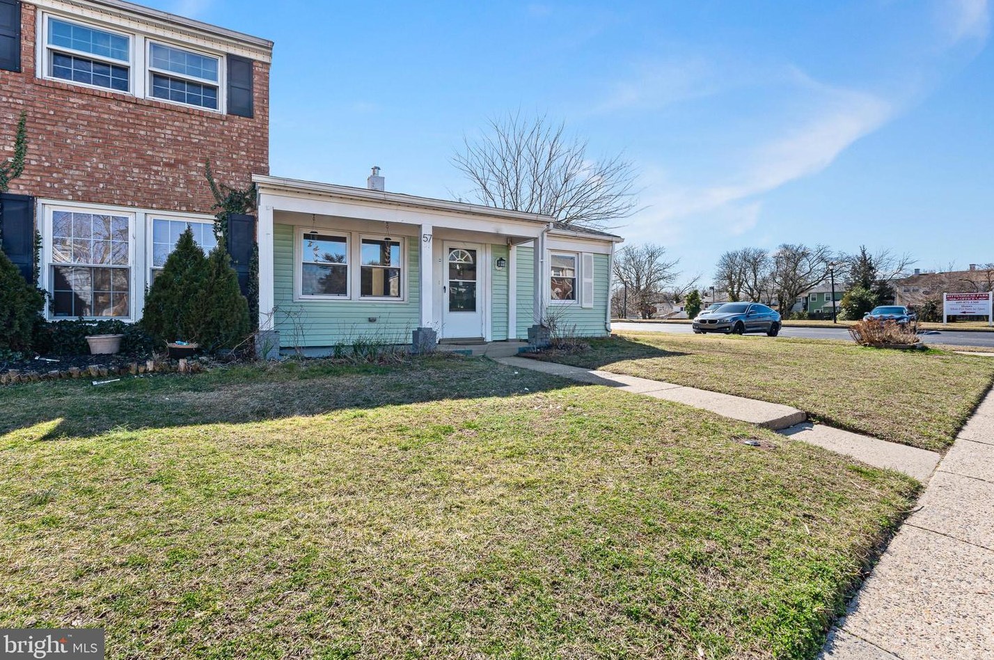57 Rittenhouse Dr, Willingboro, NJ 08046-2548