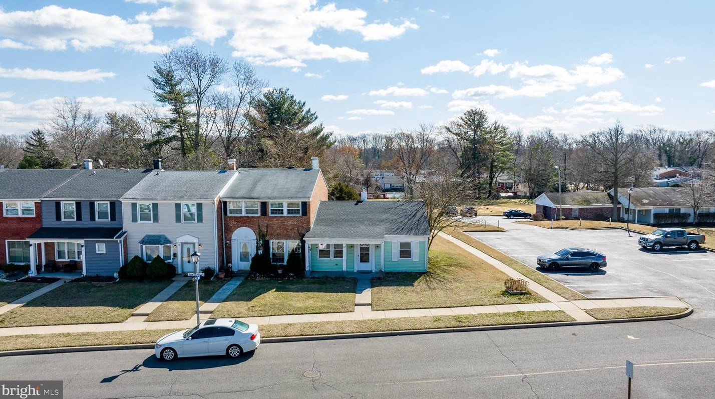 57 Rittenhouse Dr, Willingboro NJ  08046-2548 exterior