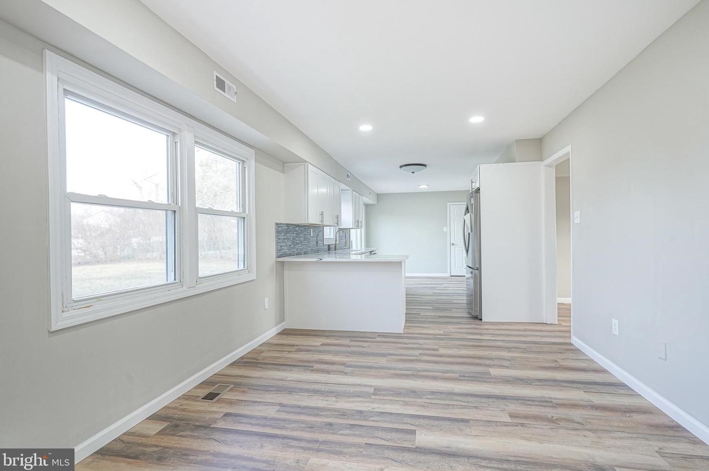 130 Northampton Dr, Willingboro NJ  08046-1326 exterior