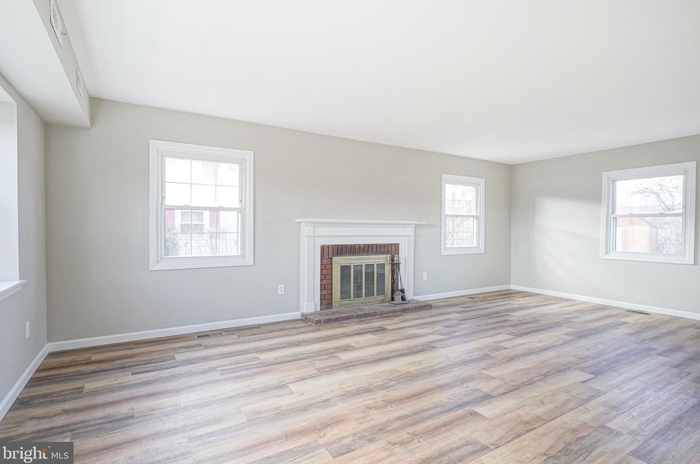 130 Northampton Dr, Willingboro NJ  08046-1326 exterior