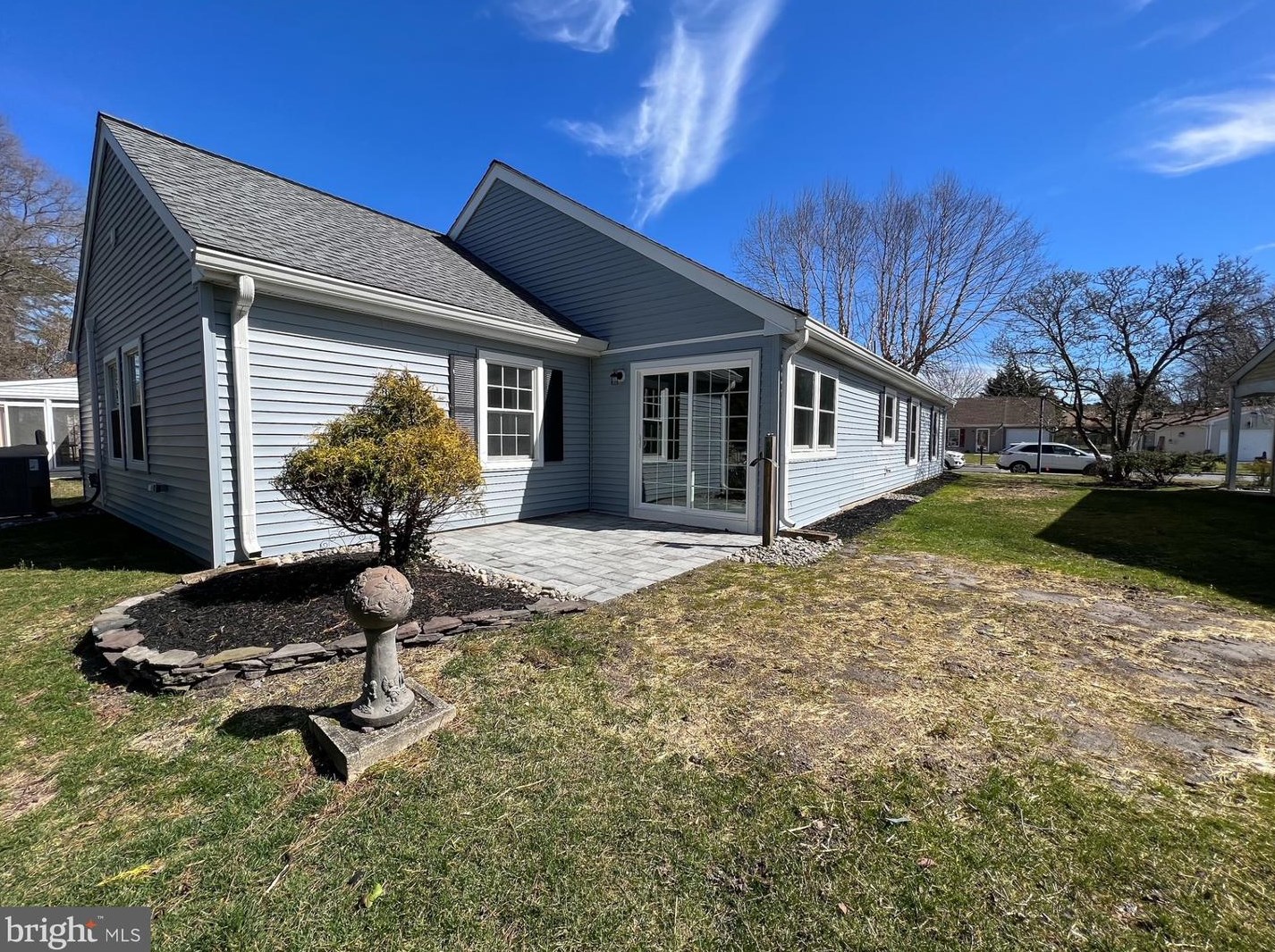 37 Narberth Pl, Southampton NJ  08088-1304 exterior