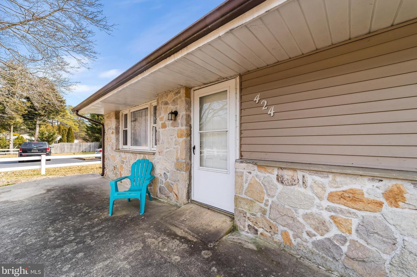 424 Chippewa Trl, Browns Mills NJ  08015-6458 exterior