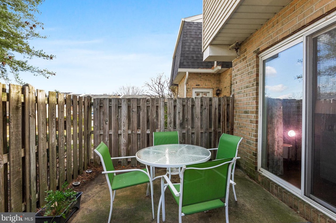 2186 Harbour Dr, Palmyra, NJ 08065