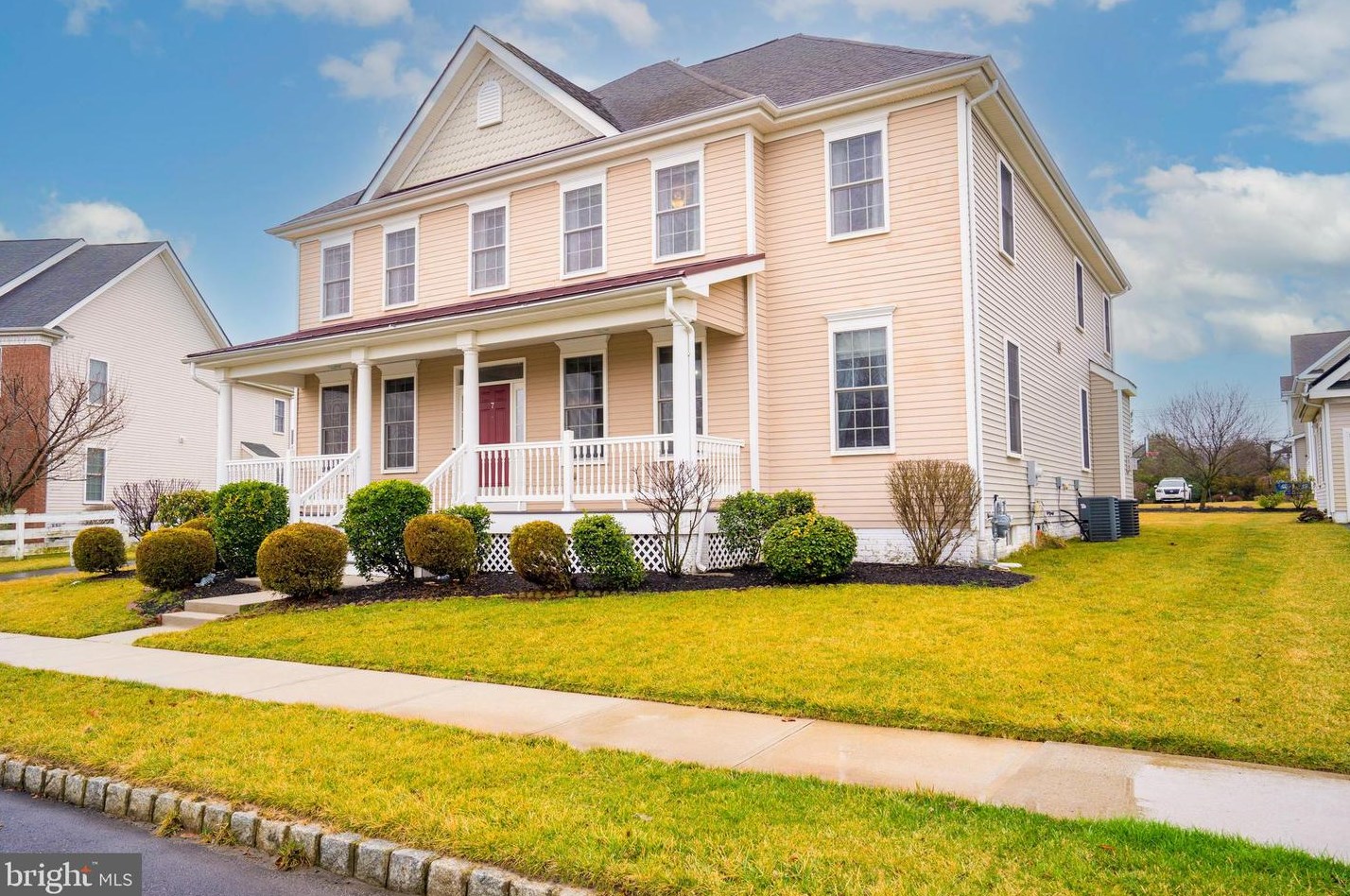 7 Donlonton Cir, Chesterfield, NJ 08515