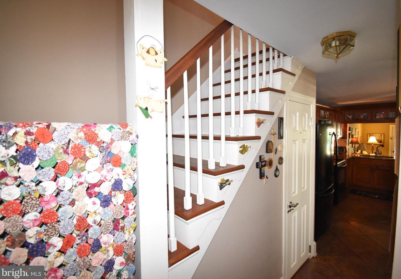 122 Un St, Burlington NJ 08016-1511 exterior