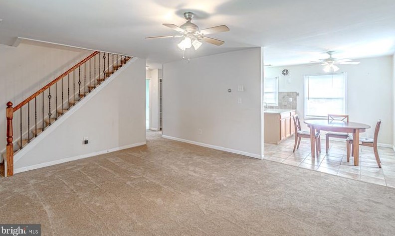 31 Pickwick Ln, Willingboro, NJ 08046