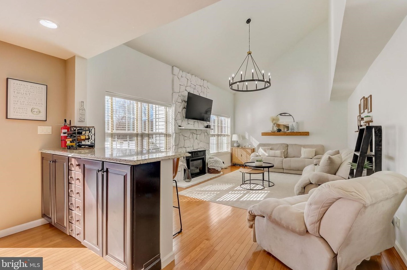 154 Memorial Ln, Mount Laurel NJ  08054-2032 exterior