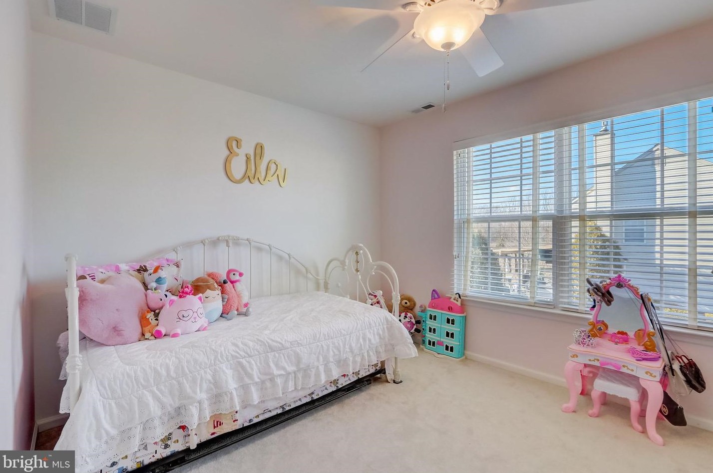 154 Memorial Ln, Mount Laurel NJ  08054-2032 exterior