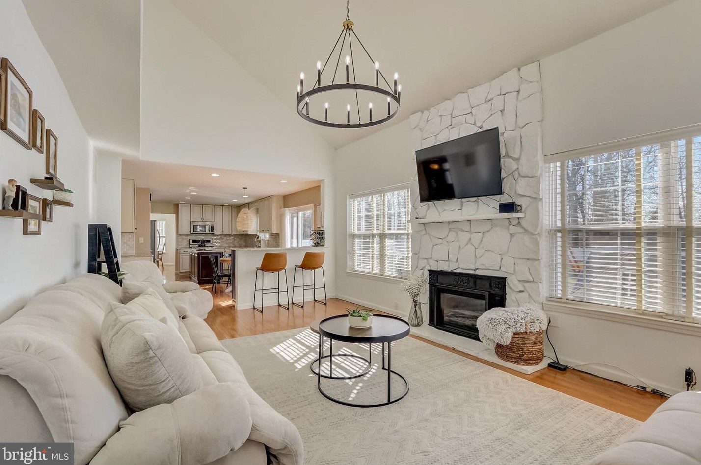 154 Memorial Ln, Mount Laurel NJ  08054-2032 exterior