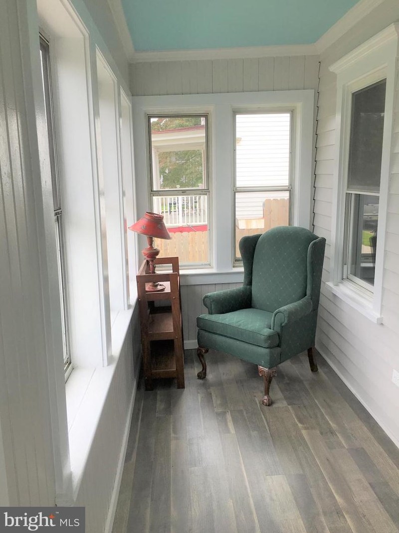 228 W 3rd St, Florence, NJ 08518