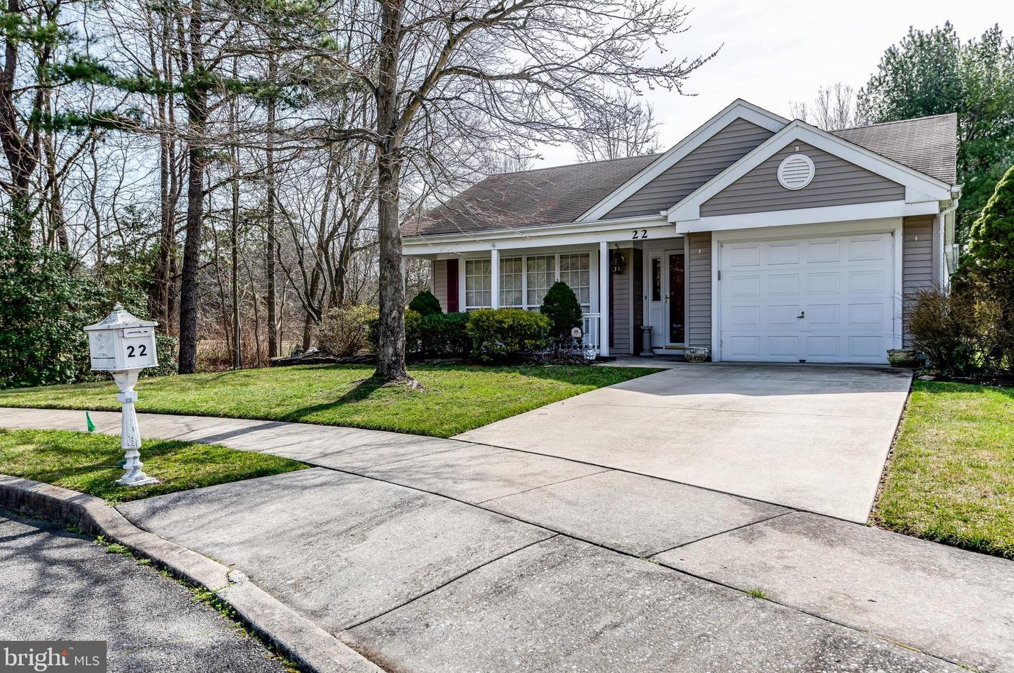 22 Turnbridge Ct, Southampton, NJ 08088-1045
