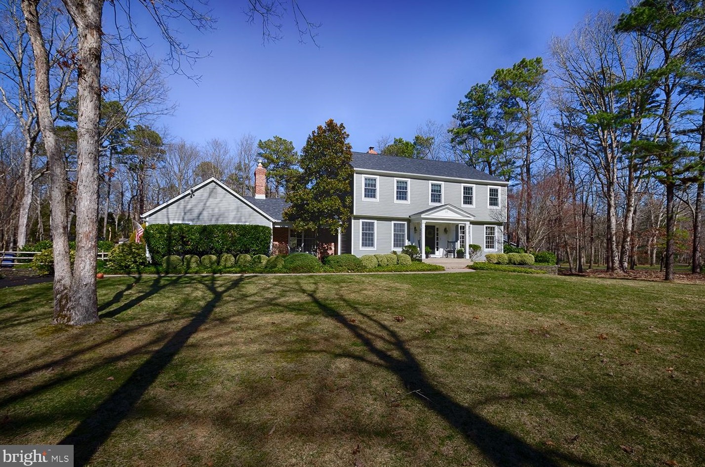 10 Wethersfield Dr, Medford, NJ 08055-3304