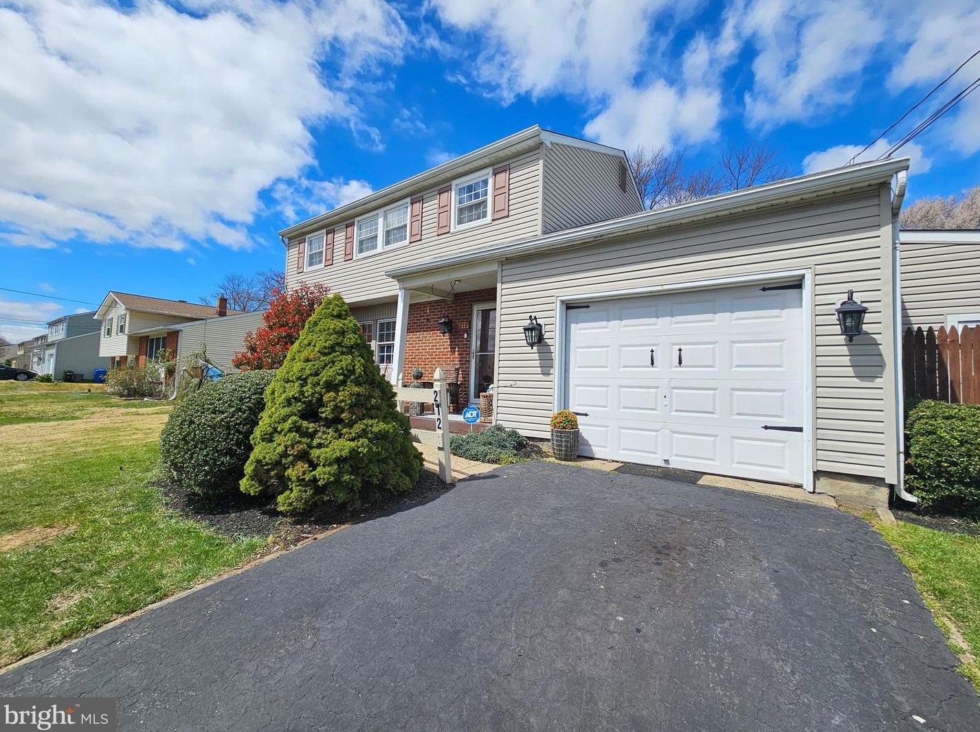 212 Harrison Ave, Beverly, NJ 08010-2120