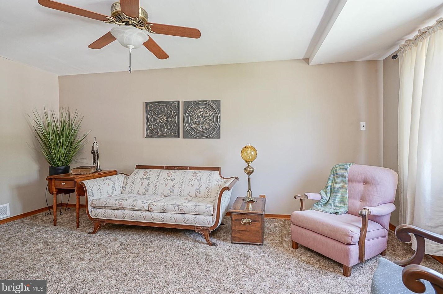 1321 Tanner Ave, Burlington NJ 08016-2345 exterior