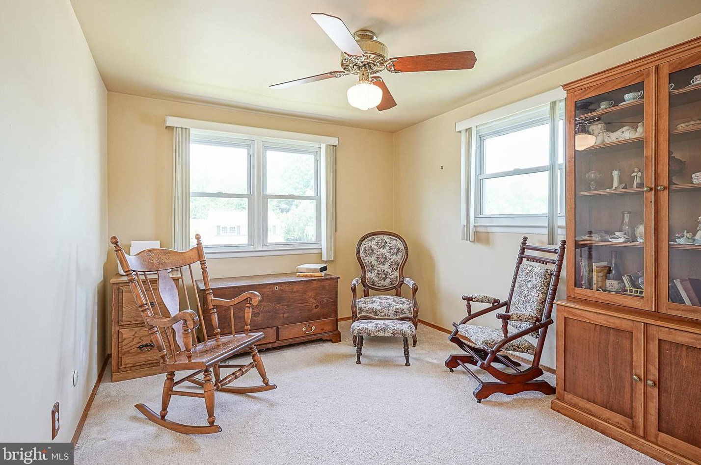 1321 Tanner Ave, Burlington NJ 08016-2345 exterior