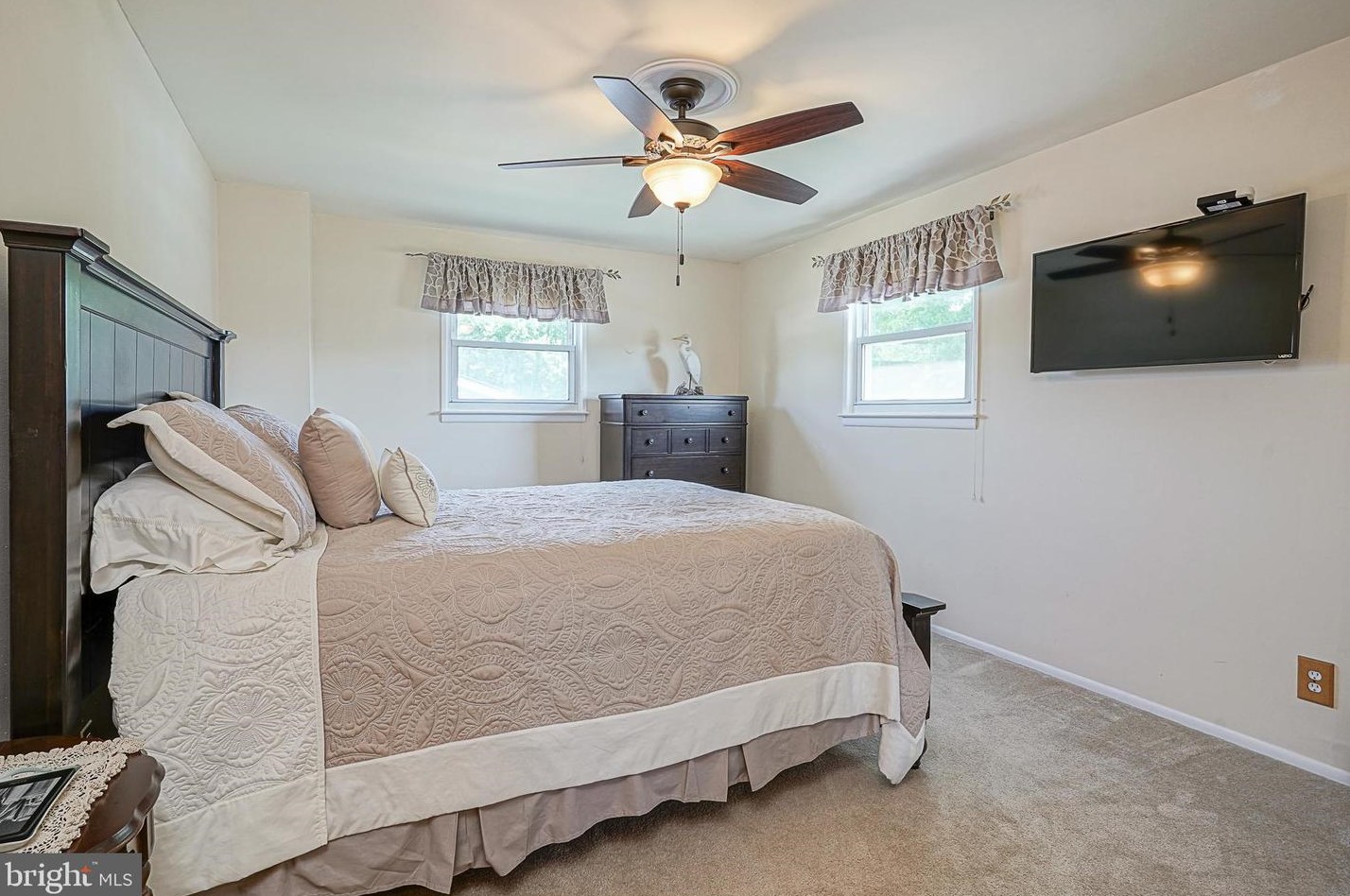 1321 Tanner Ave, Burlington NJ 08016-2345 exterior