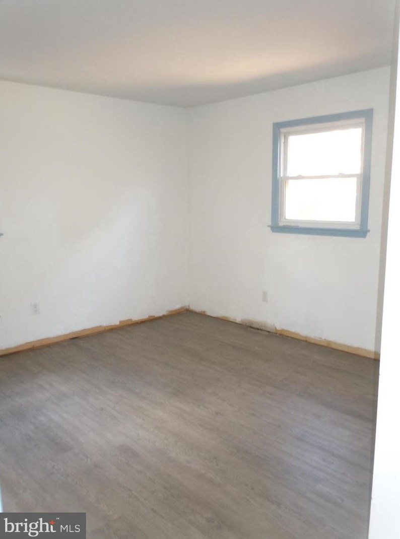 121 Chippewa Trl, Browns Mills NJ  08015-6464 exterior