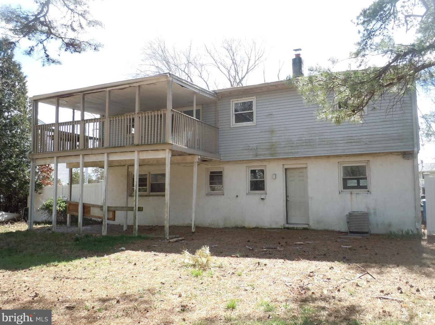 121 Chippewa Trl, Browns Mills NJ  08015-6464 exterior