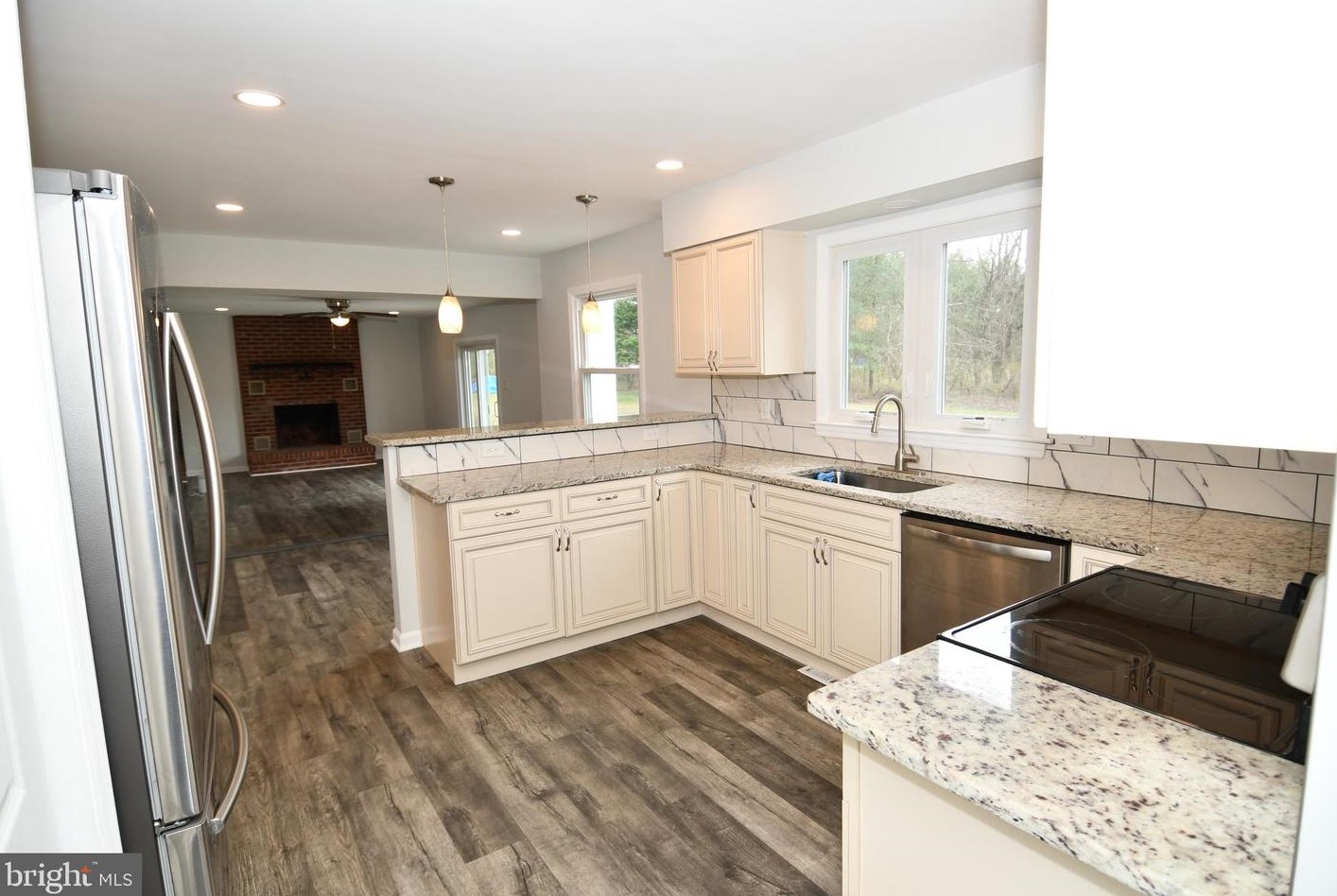 609 Monmouth Rd, North Hanover, NJ 08562