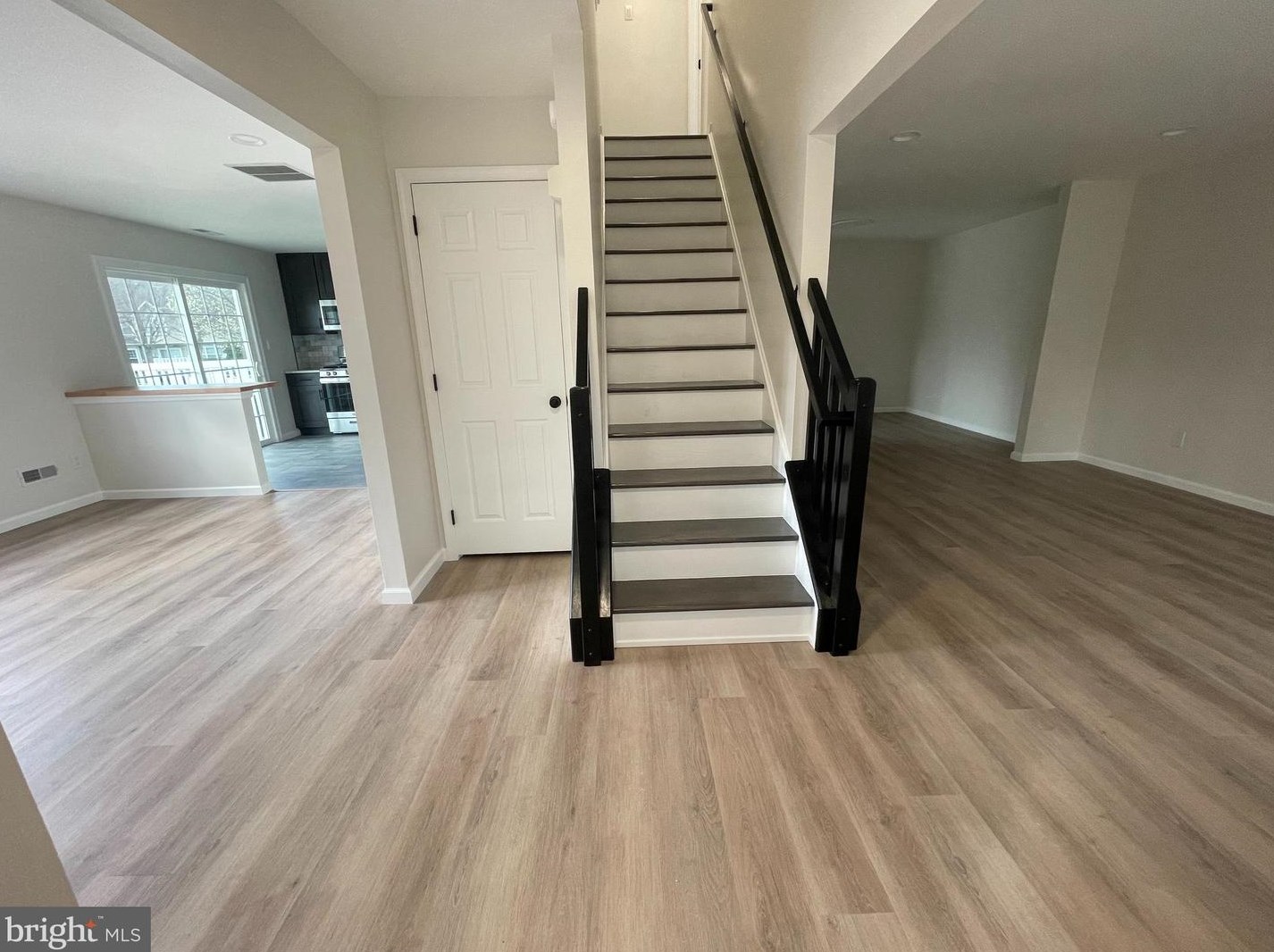 2002 Gramercy Way, Mount Laurel, NJ 08054