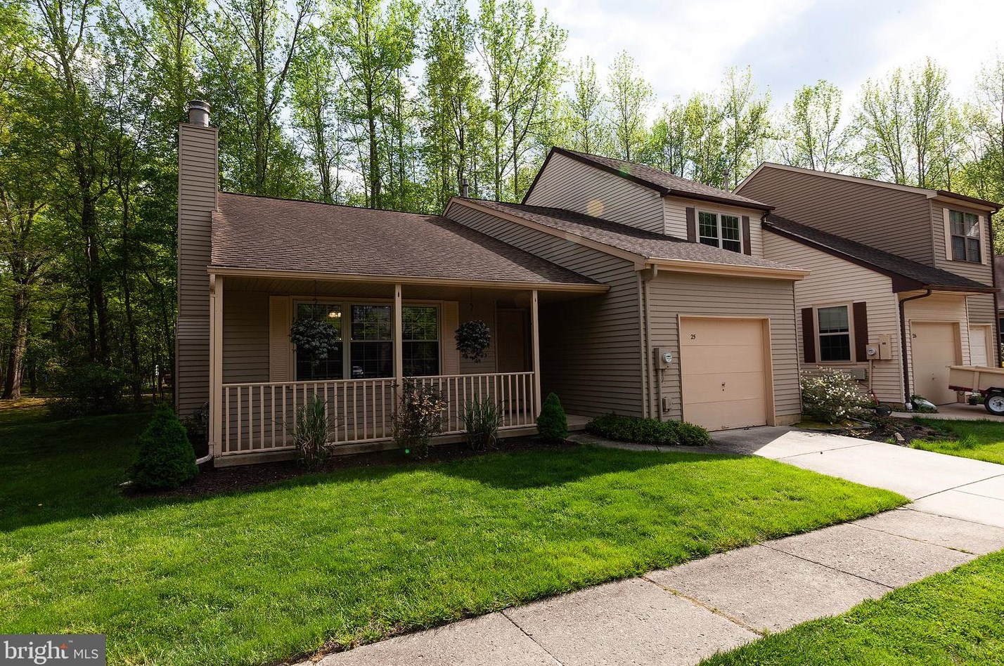 25 Bretshire Ct, Medford, NJ 08055-9357