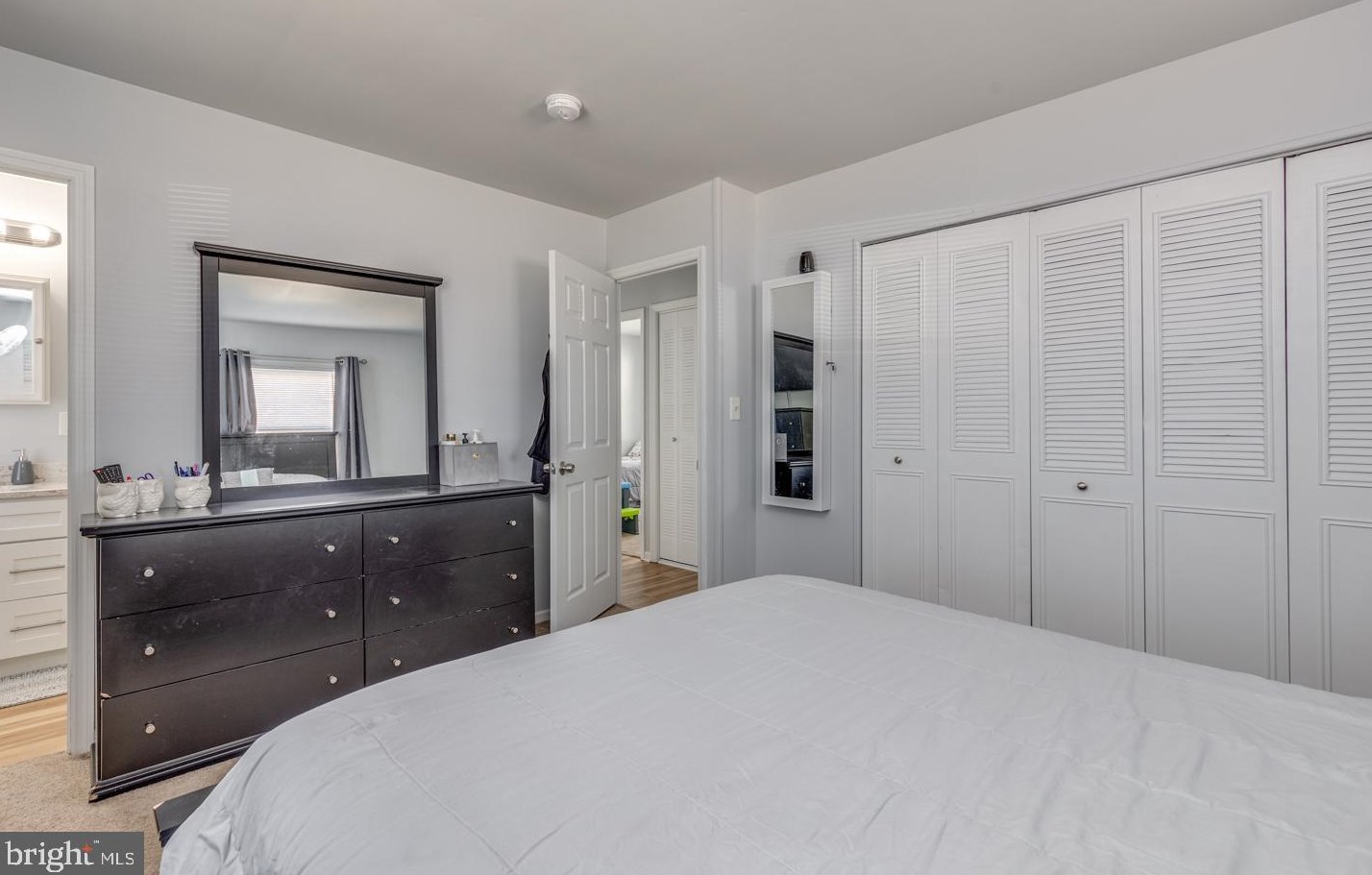 45 Henderson Ln, Willingboro NJ  08046-1757 exterior