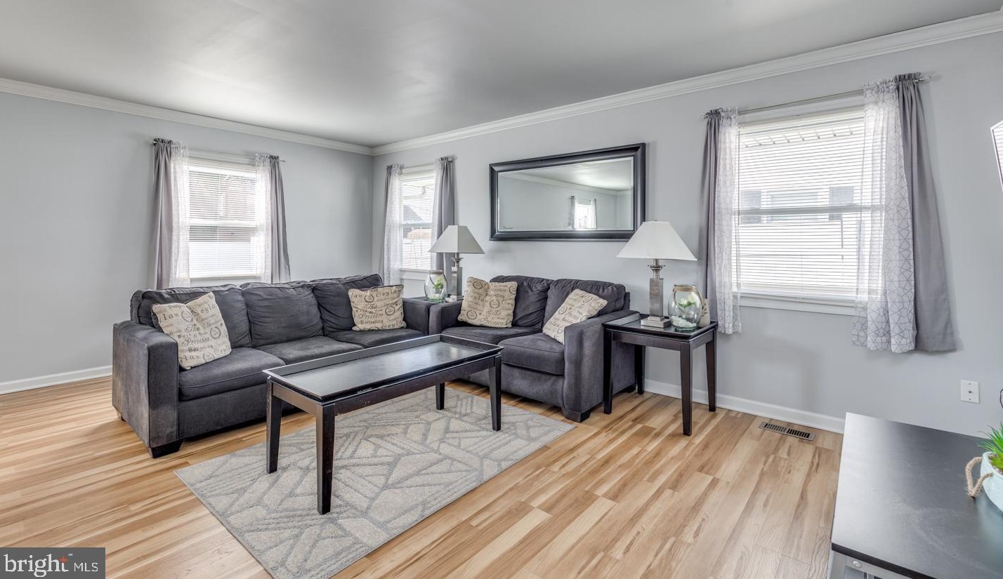 45 Henderson Ln, Willingboro NJ  08046-1757 exterior