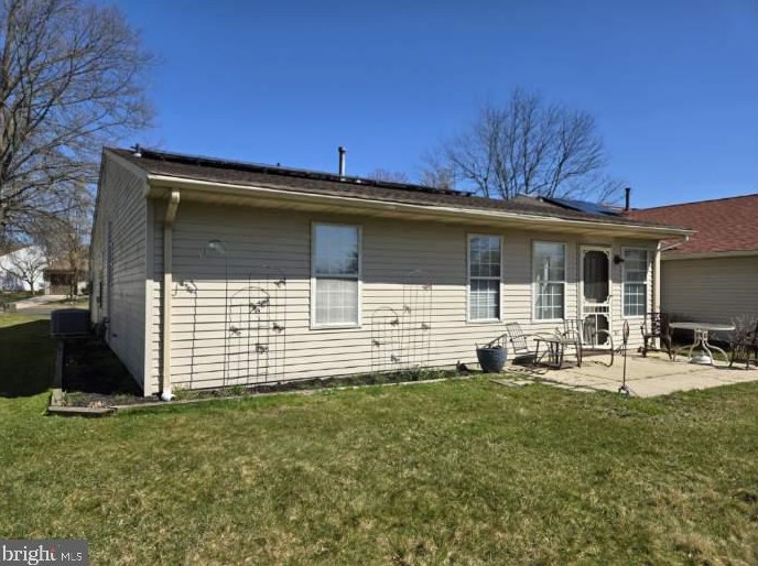 27 Hilltop Ln, Columbus NJ  08022-1008 exterior